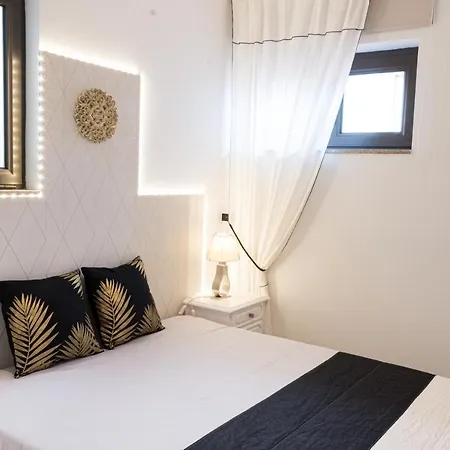Premium Location 3 Bedroom וילה נובה דה גאיה