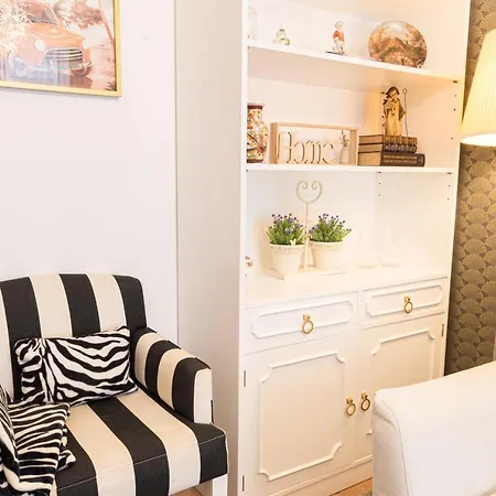 Premium Location 3 Bedroom *