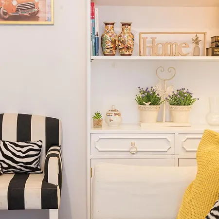 דירה Premium Location 3 Bedroom